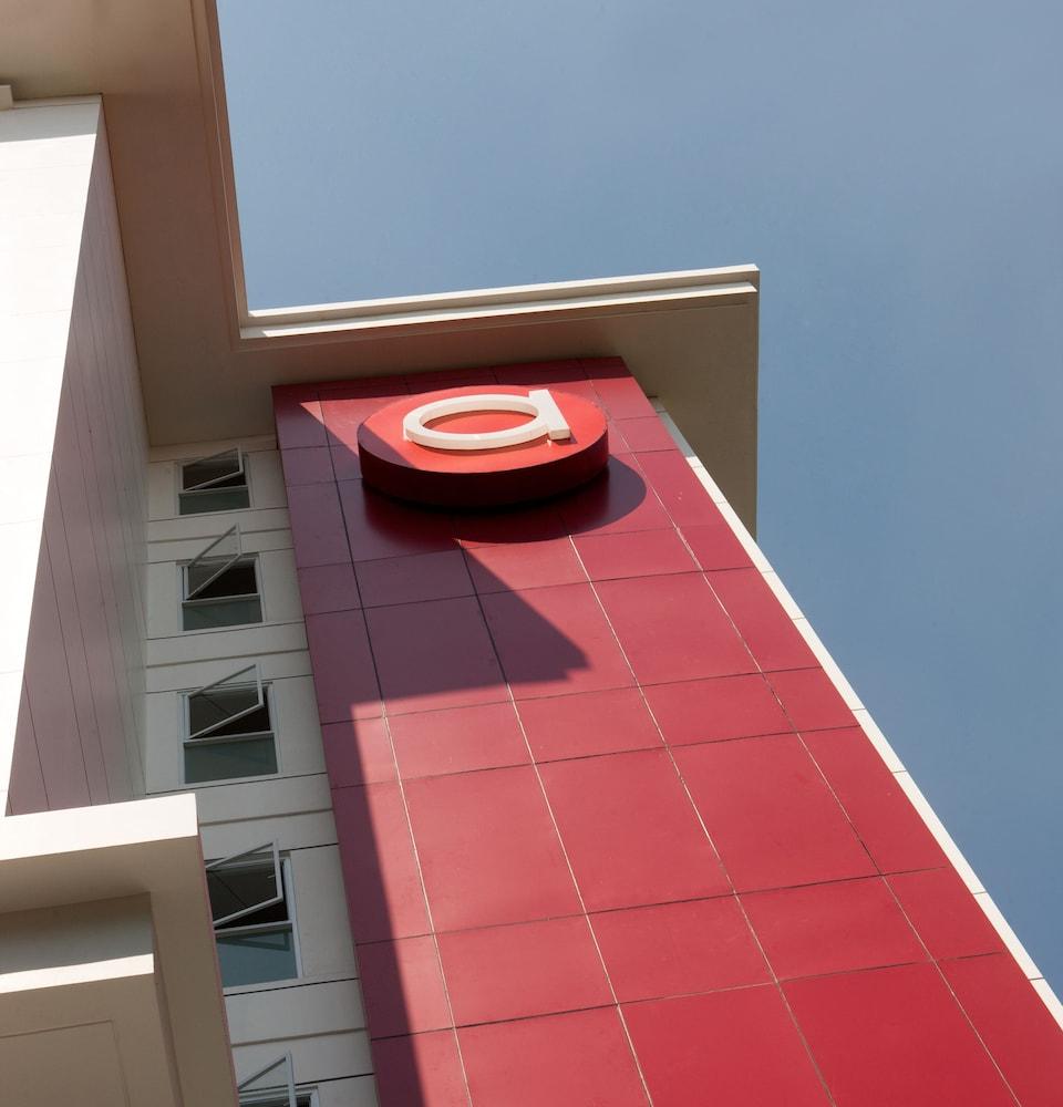 Amaris Hotel Darmo Surabaya Dış mekan fotoğraf